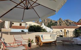 Rayuela Suites San Pantaleo