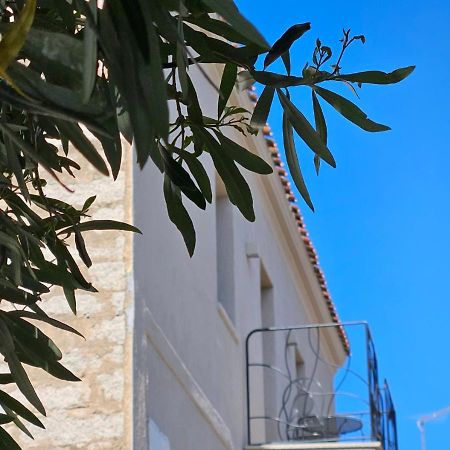 Rayuela Suites San Pantaleo Extérieur photo