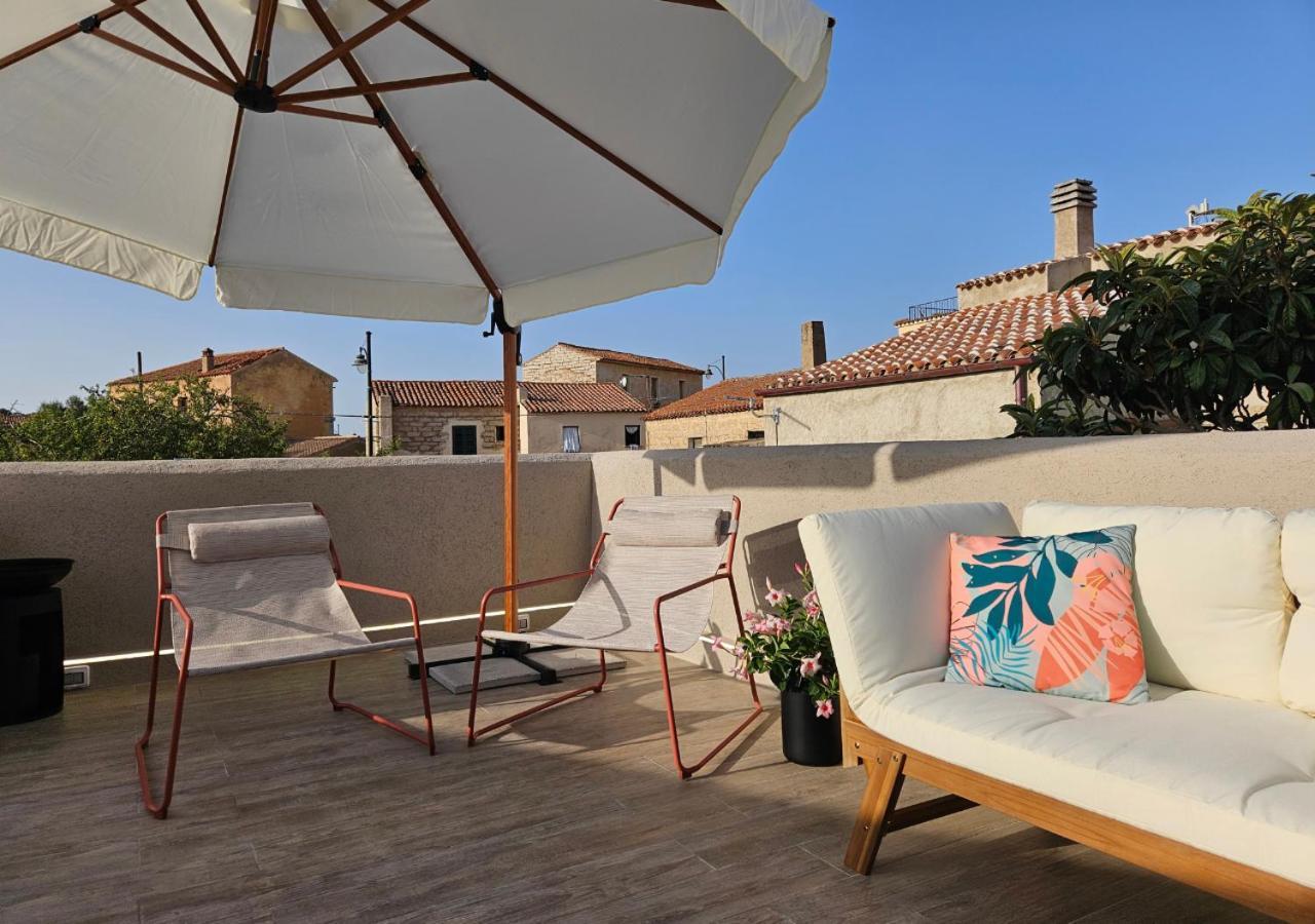 Rayuela Suites San Pantaleo Extérieur photo